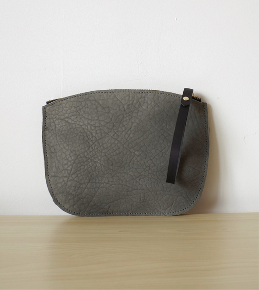 Svelte Large- Pebble leather