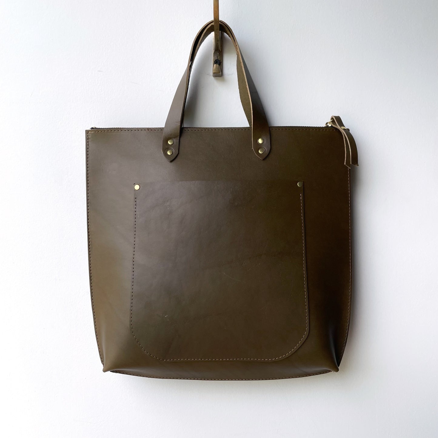 The Gunhild Medium Leather Tote Bag